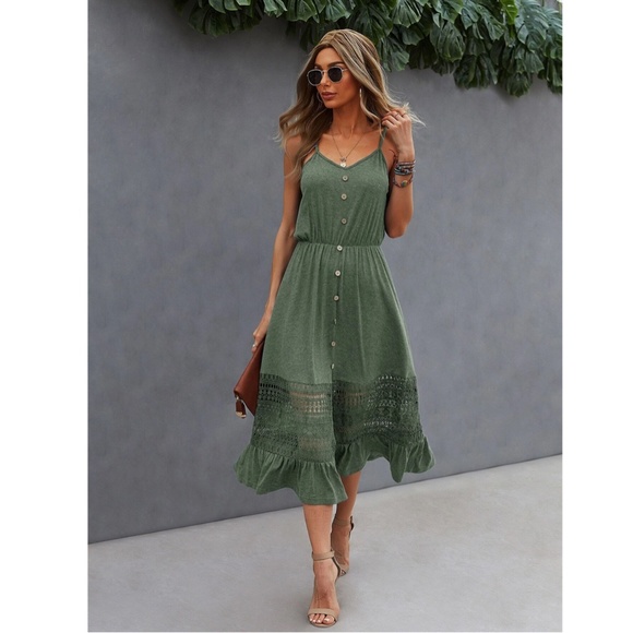 Green Midi Dress Fit and Flared Button Front Lace Detail Cami Top - Picture 7 of 8